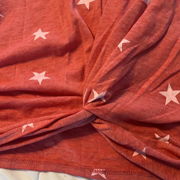Coral T-shirt with Stars and knot tie - Picture 3 of 3